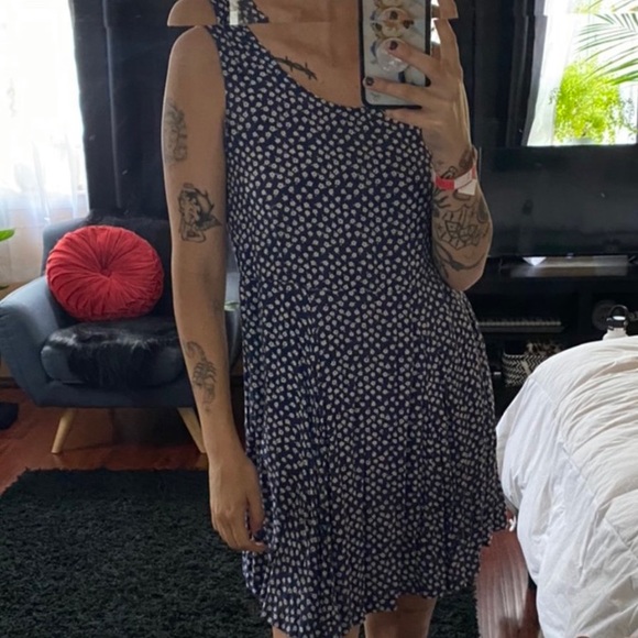 Vintage Dress - Picture 1 of 4